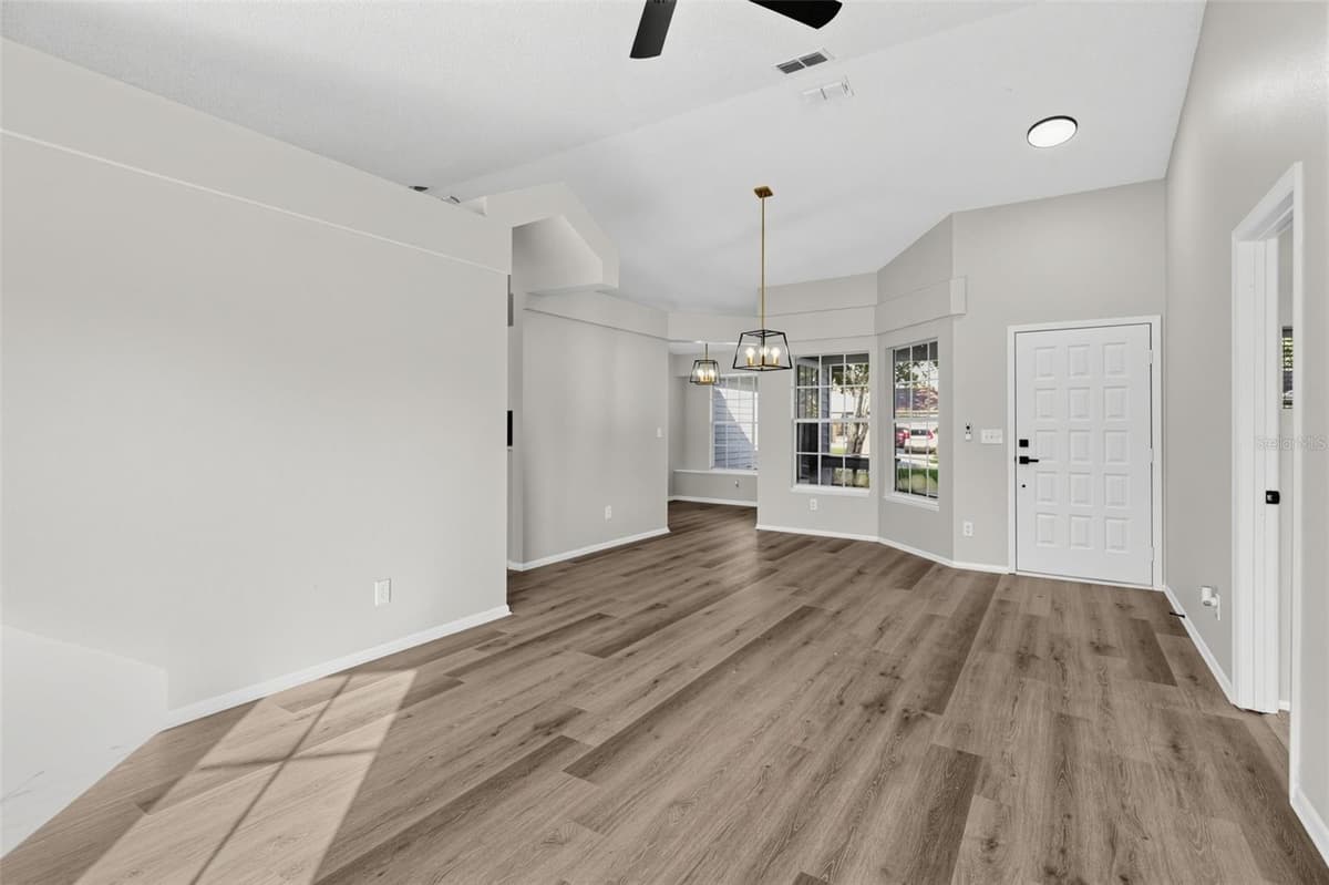 2208 MOON SHADOW ROAD — photo 4 of 21
