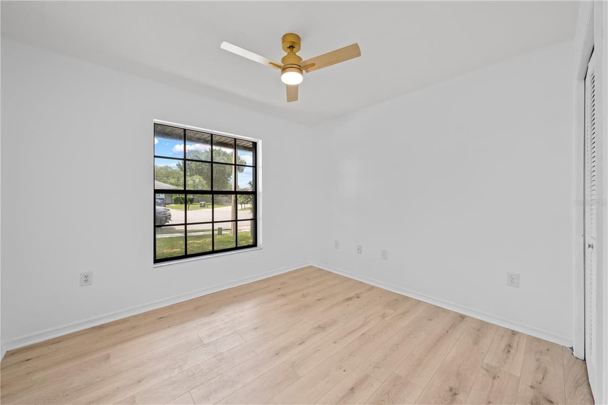 1620 CHRISTA COURT — photo 33 of 59