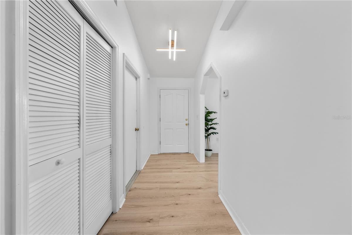 1620 CHRISTA COURT — photo 37 of 59