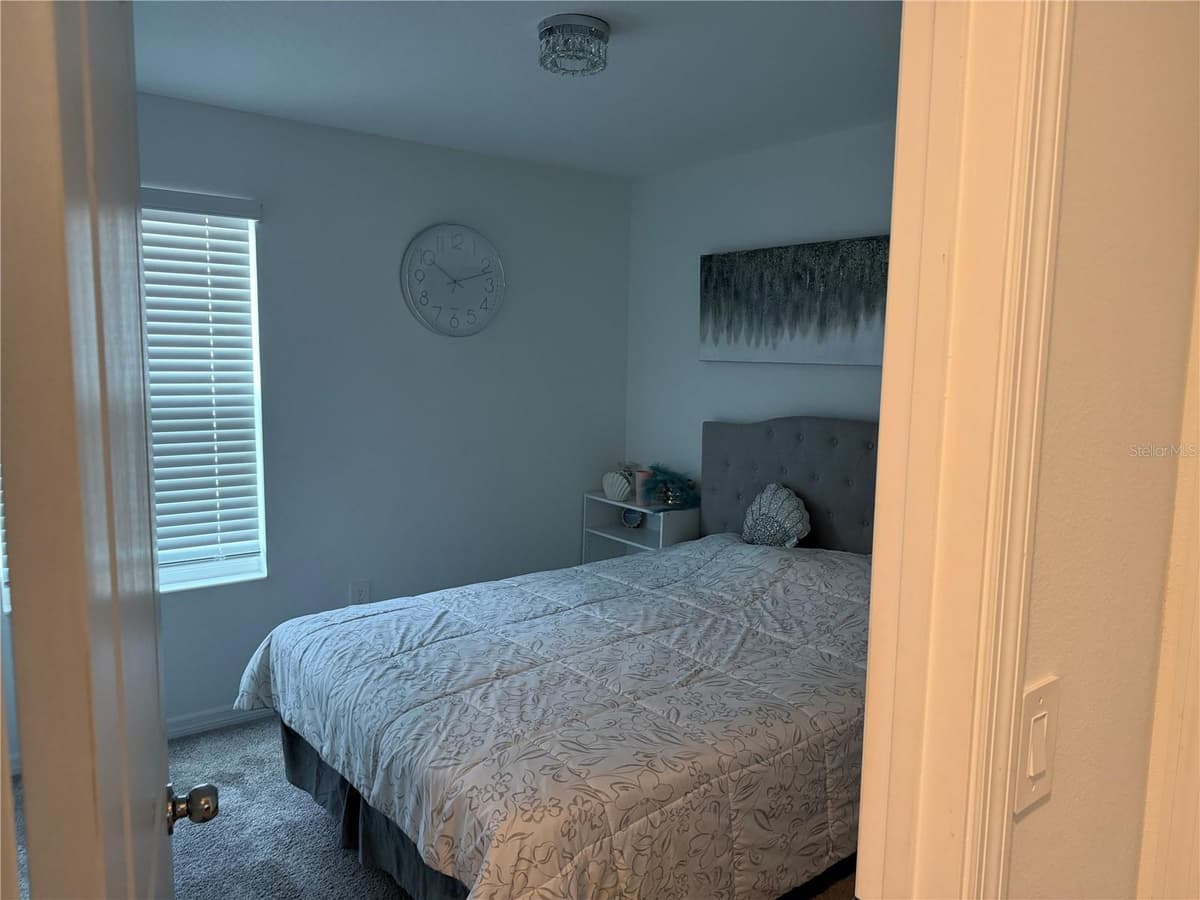 1187 TYLER LOOP — photo 6 of 22