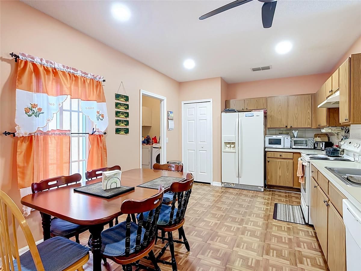 1014 DEDDINGTON PLACE — photo 4 of 46