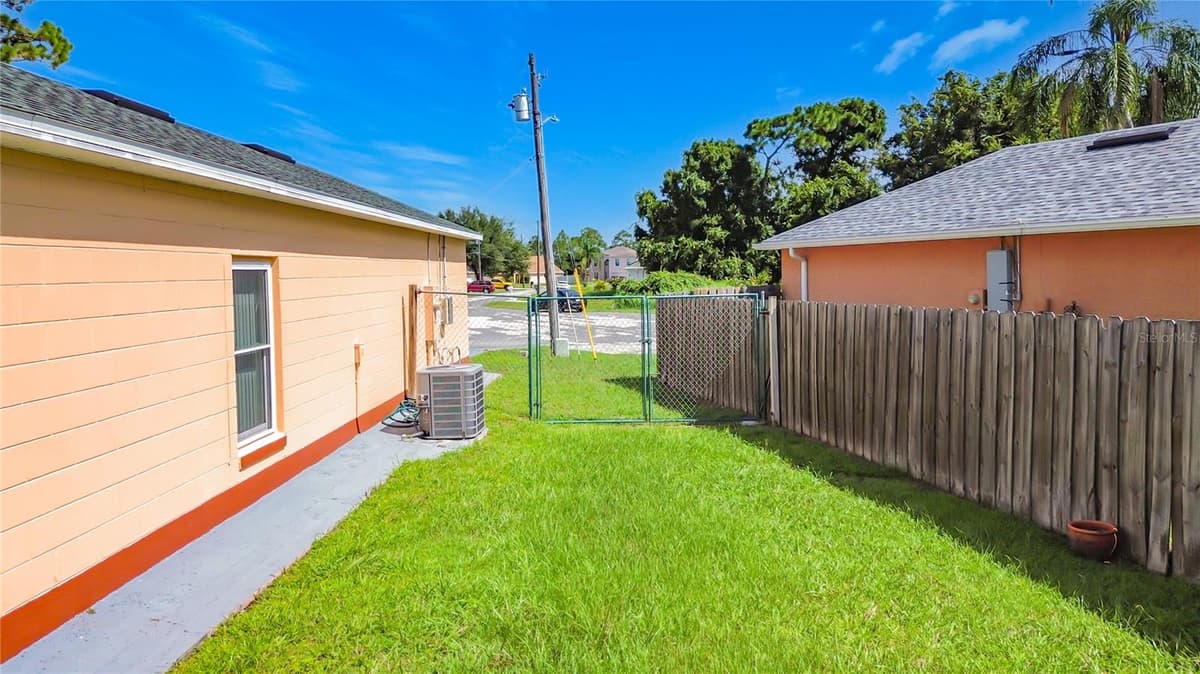 1014 DEDDINGTON PLACE — photo 33 of 46