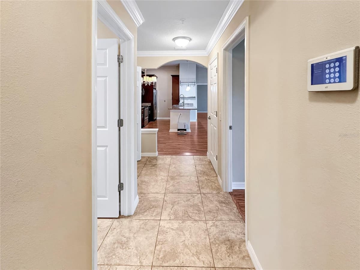 5041 ROYAL PALMS WAY — photo 17 of 51