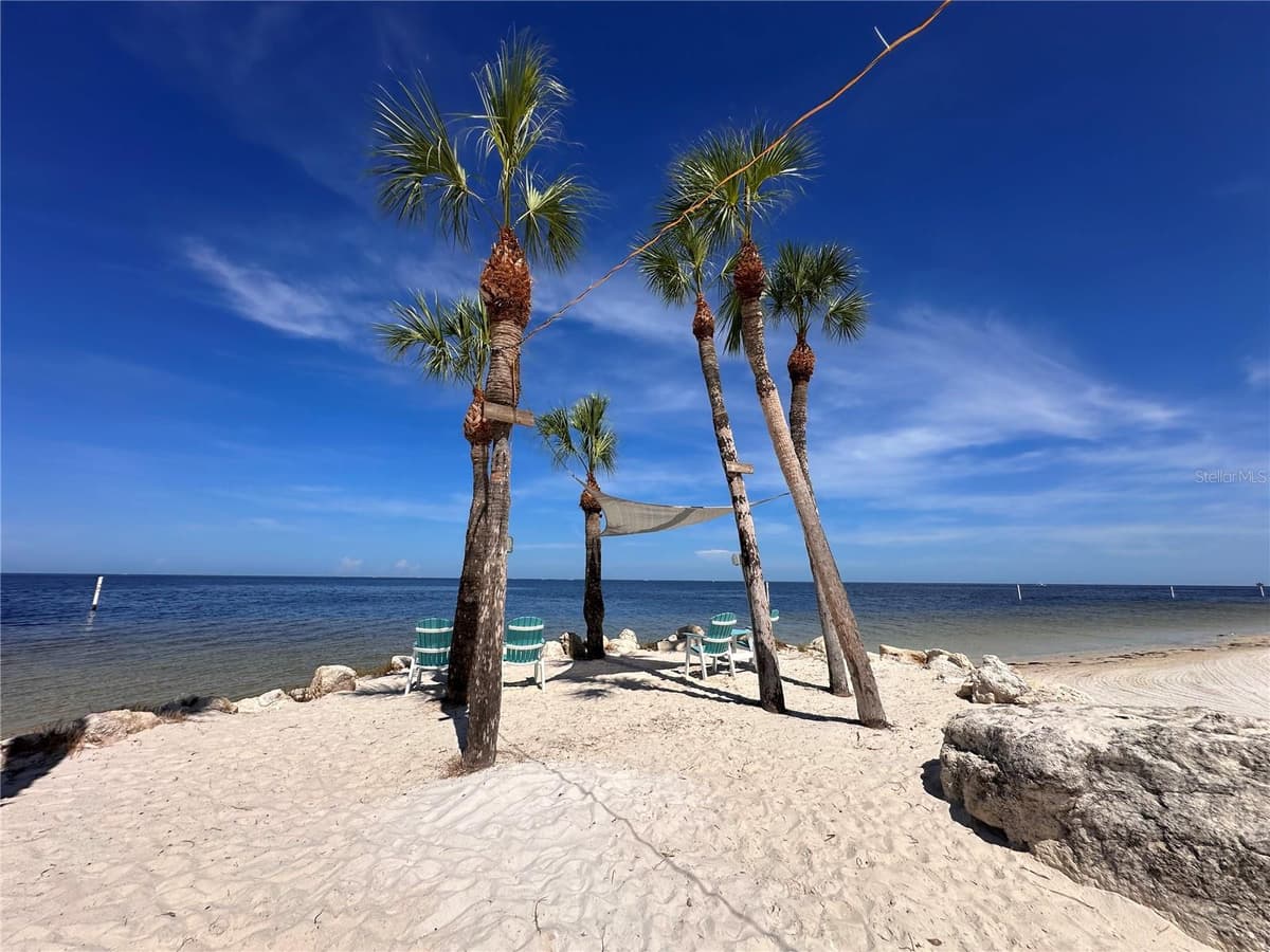 5041 ROYAL PALMS WAY — photo 48 of 51