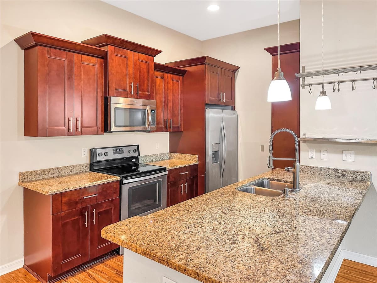5041 ROYAL PALMS WAY — photo 5 of 51