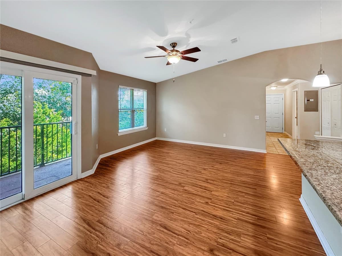 5041 ROYAL PALMS WAY — photo 14 of 51