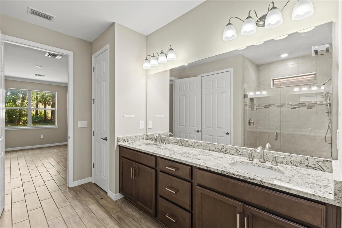 308 SOLIERA STREET — photo 19 of 36