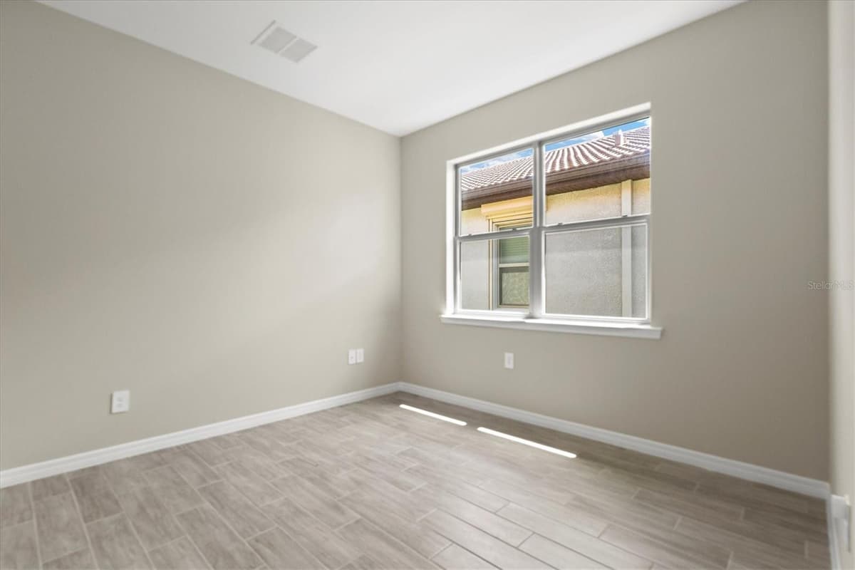 308 SOLIERA STREET — photo 25 of 36