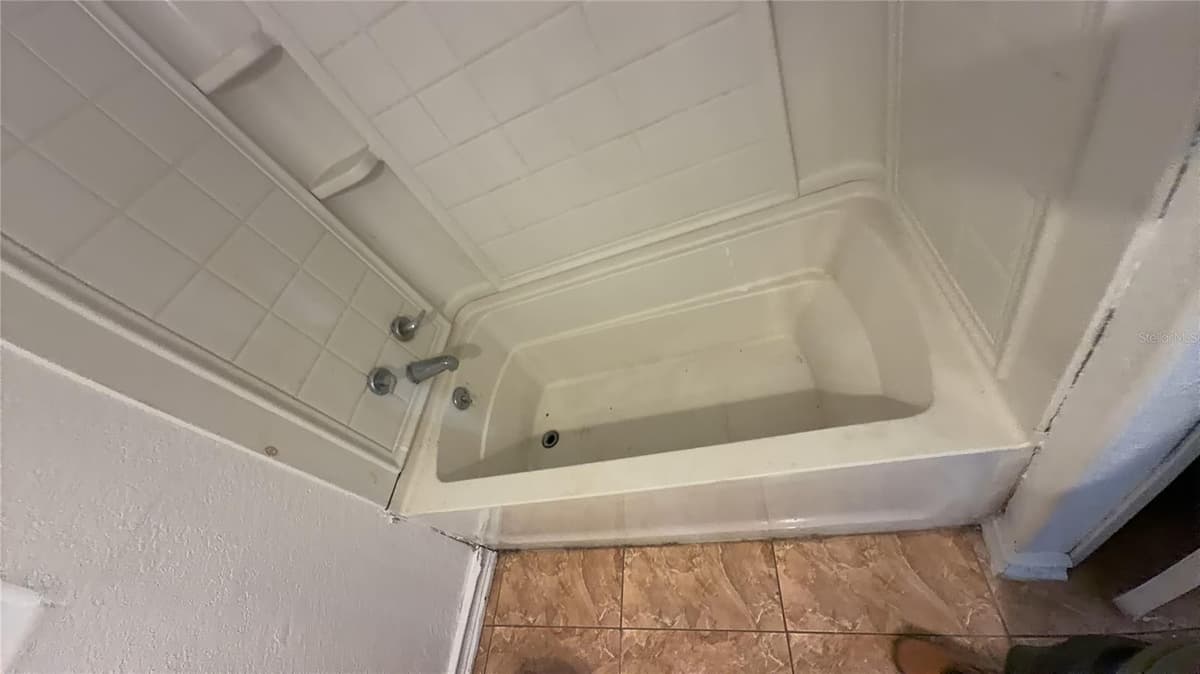 706 THALIA DRIVE — photo 16 of 18