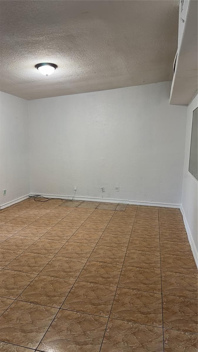 706 THALIA DRIVE — photo 15 of 18