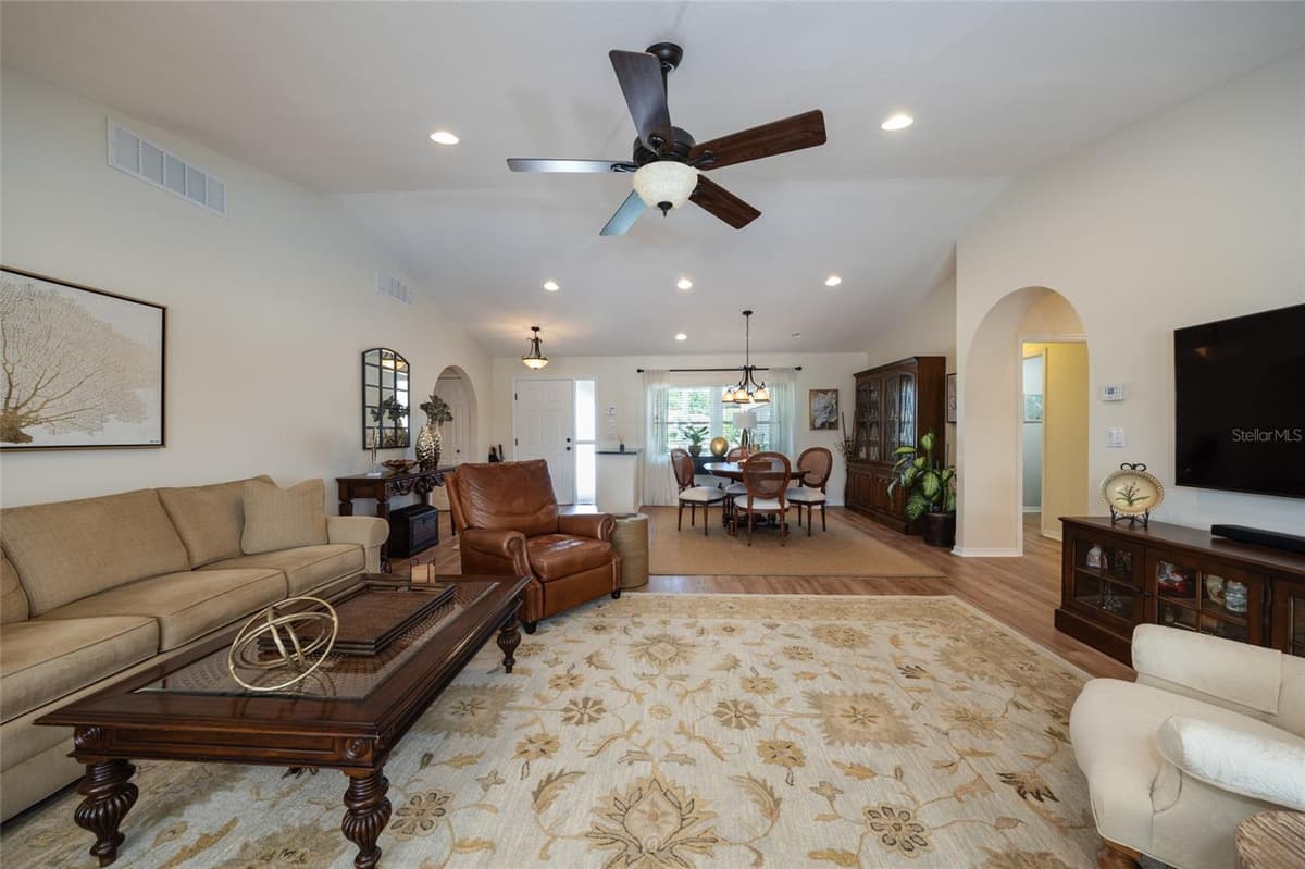 13 CAROLLO COURT — photo 4 of 61