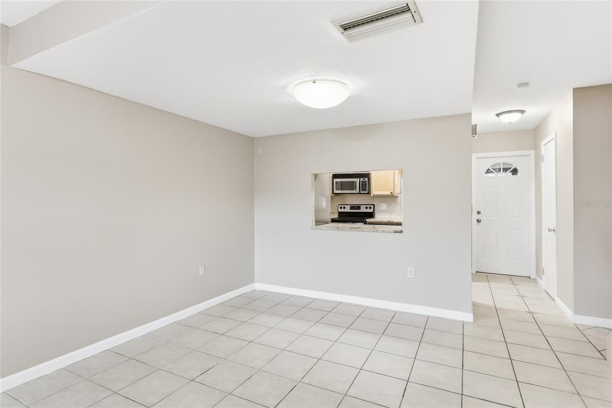 3365 RAMBLEWOOD DRIVE — photo 11 of 41