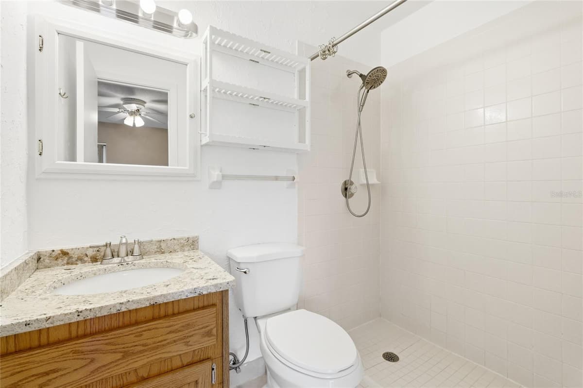 3365 RAMBLEWOOD DRIVE — photo 17 of 41