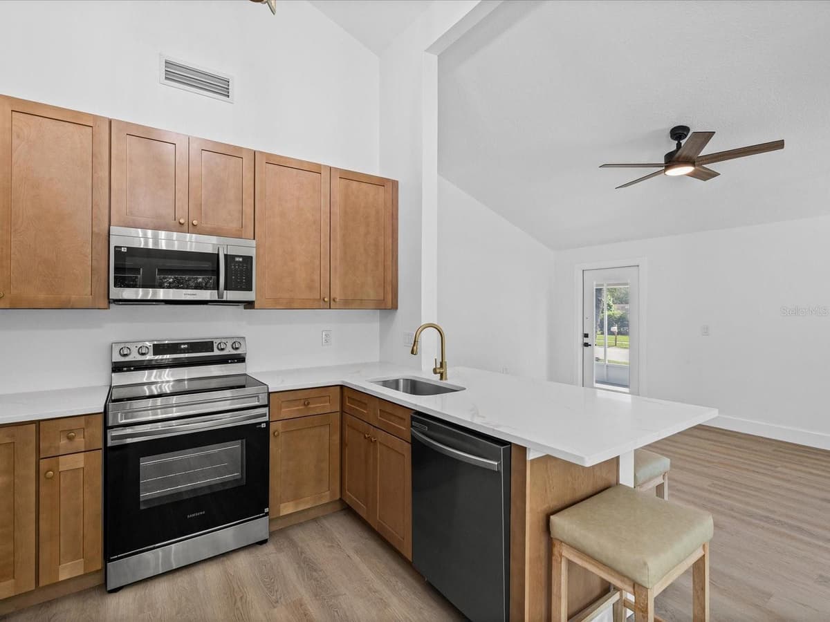 2783 STEEPLE COURT — photo 4 of 62