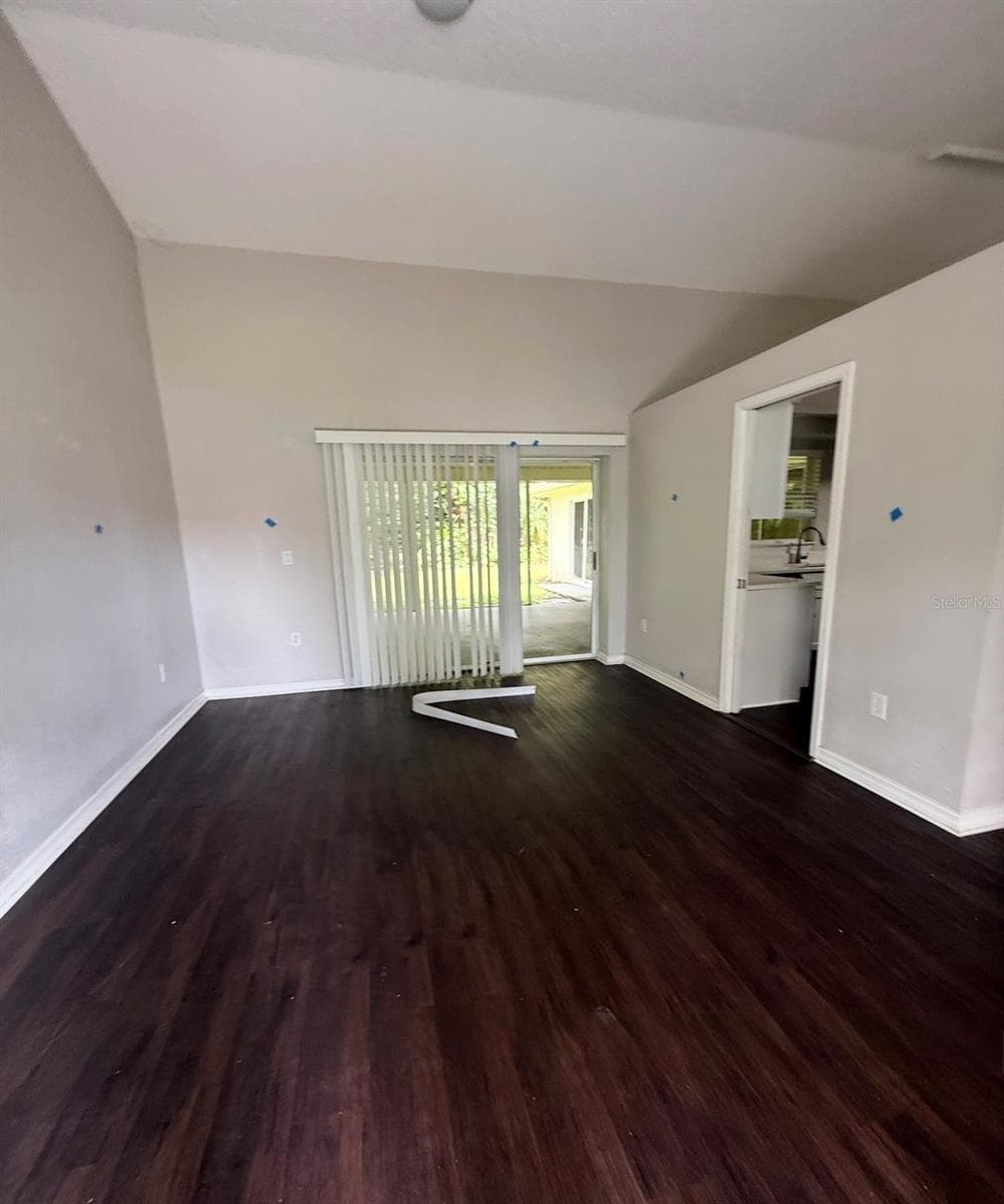 4537 CHIMNEY CREEK DRIVE — photo 10 of 14