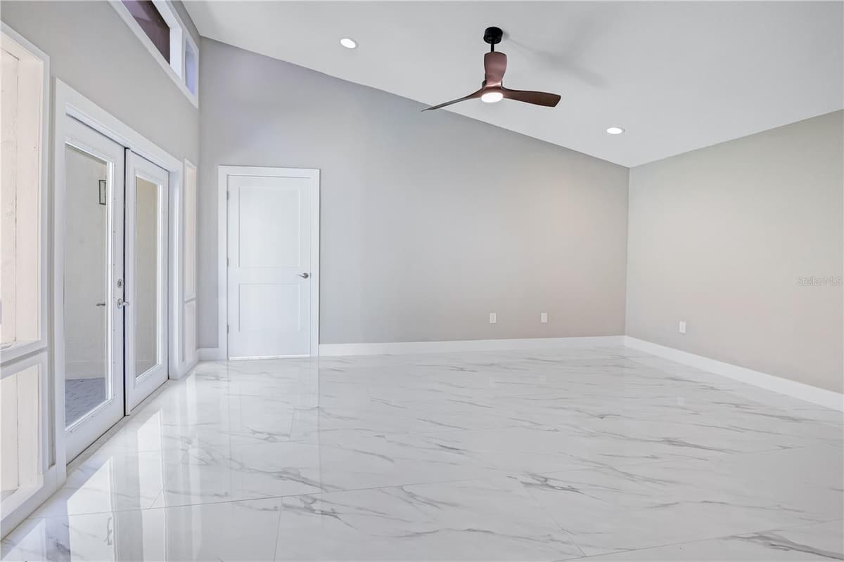2317 FARMWOOD CIRCLE — photo 33 of 92