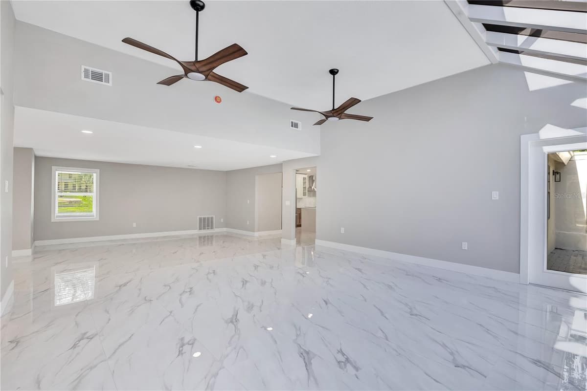 2317 FARMWOOD CIRCLE — photo 14 of 92