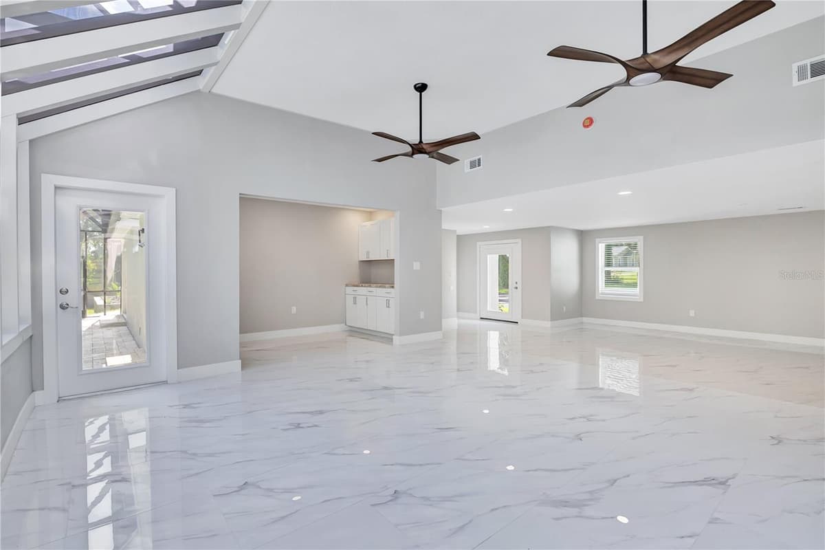 2317 FARMWOOD CIRCLE — photo 4 of 92
