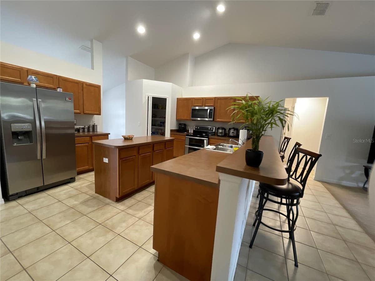 664 HATCHWOOD DRIVE — photo 10 of 29