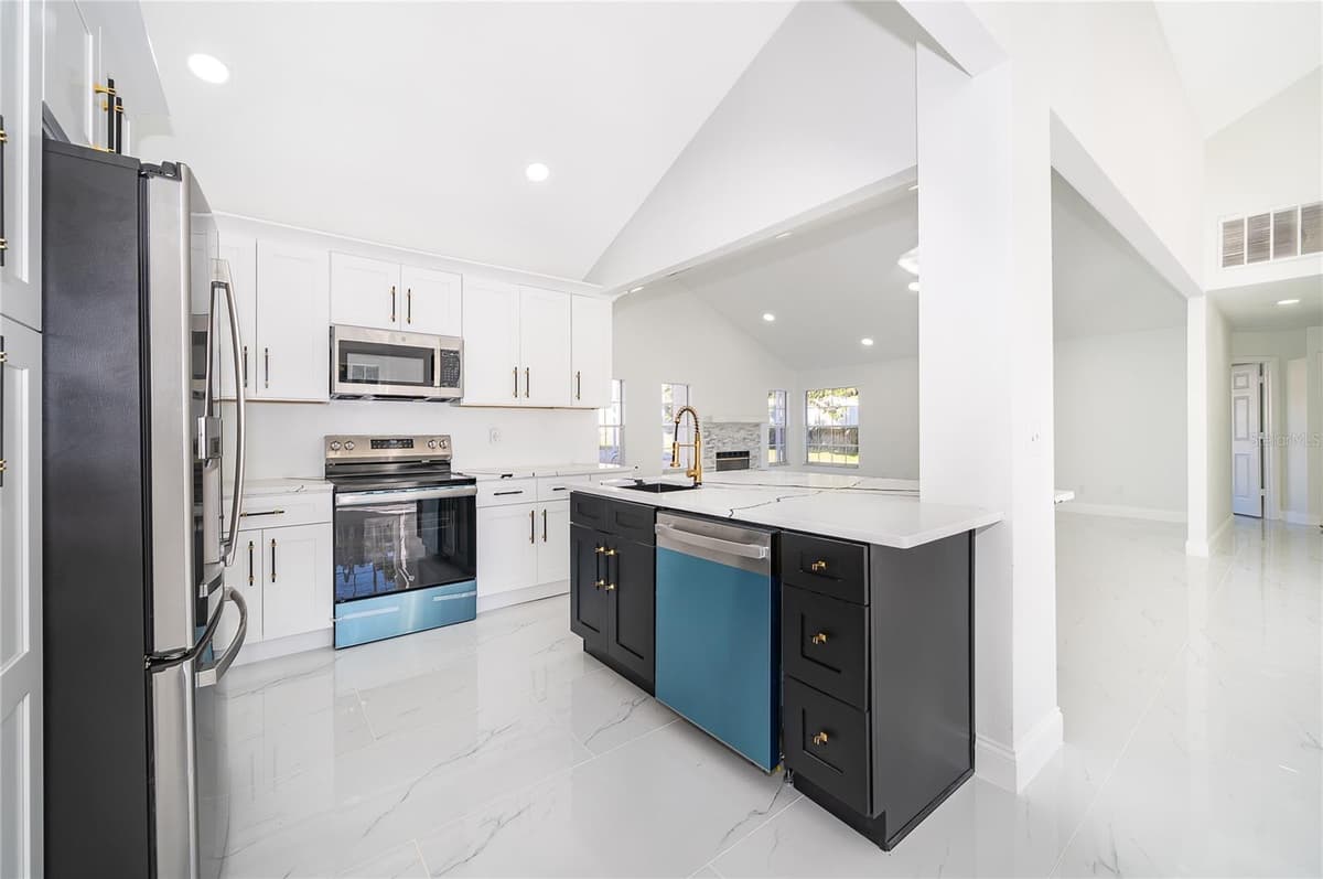 1250 GLENMORE DRIVE — photo 14 of 47
