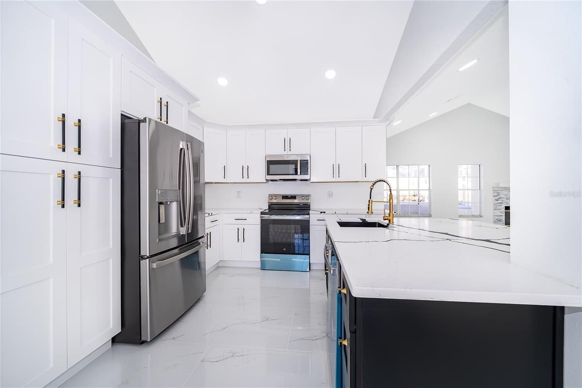 1250 GLENMORE DRIVE — photo 15 of 47