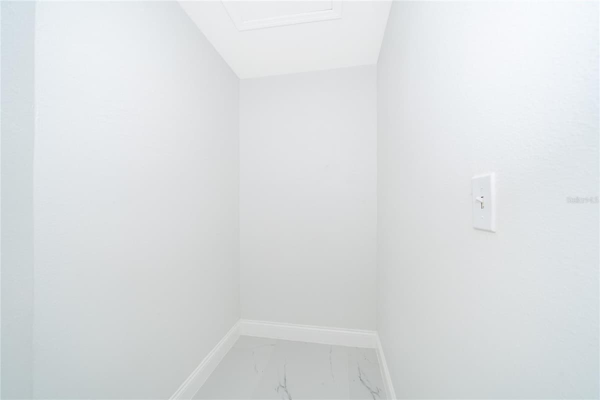 1250 GLENMORE DRIVE — photo 28 of 47