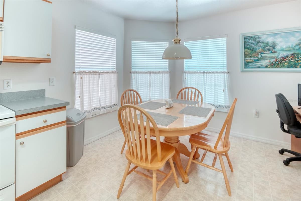 364 ACADIA DR — photo 12 of 49