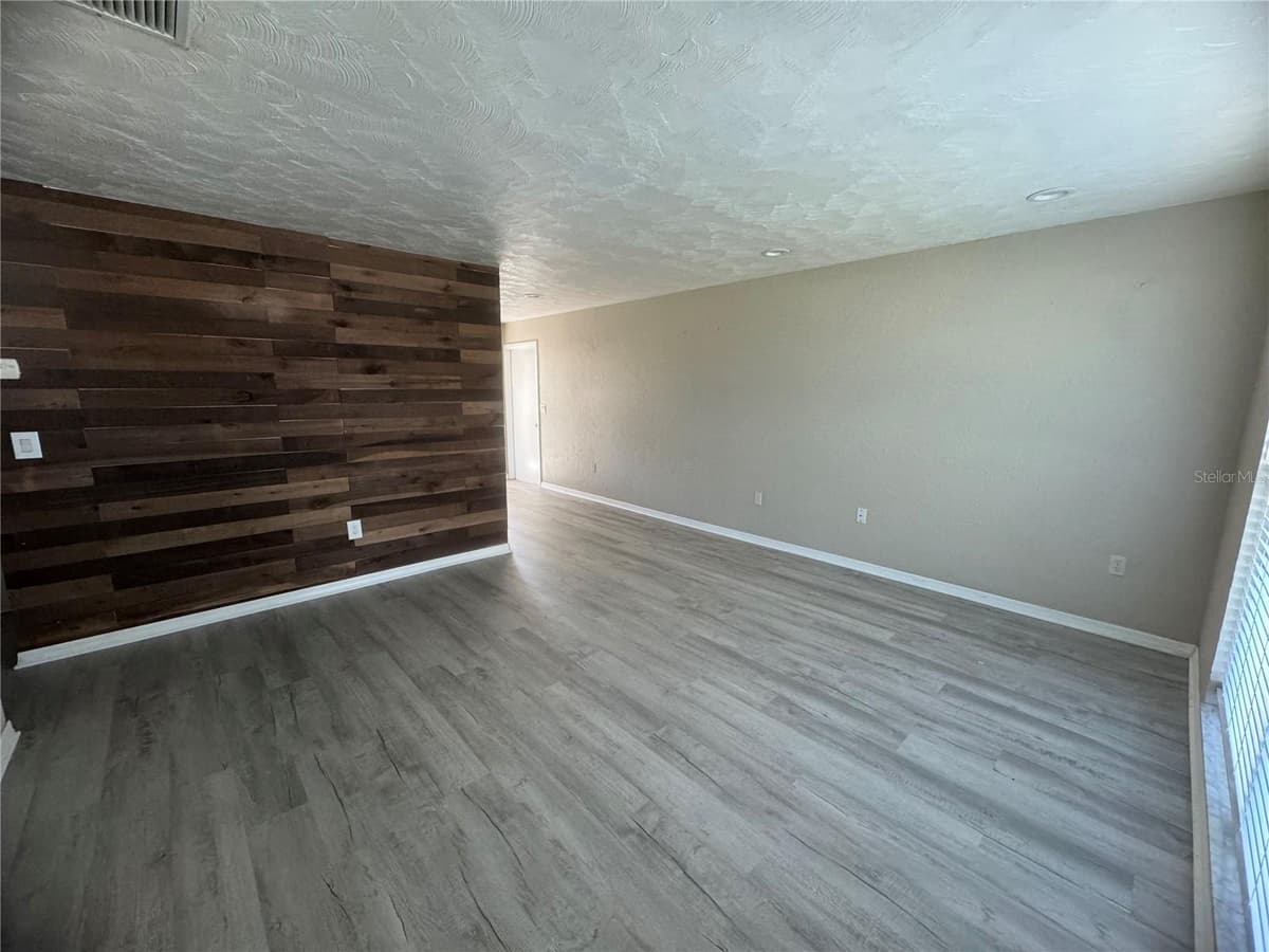3414 MONTE RIO STREET — photo 3 of 9