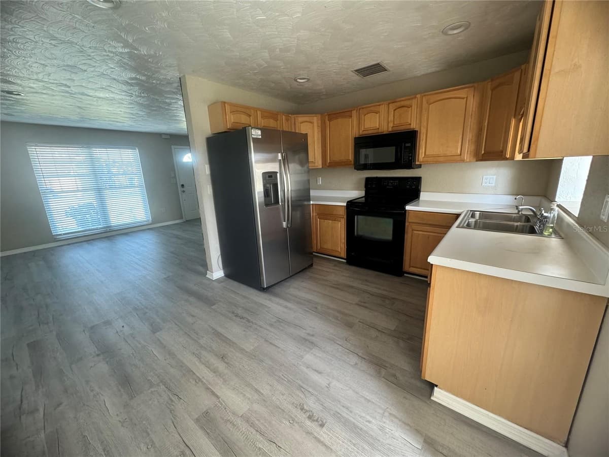 3414 MONTE RIO STREET — photo 6 of 9