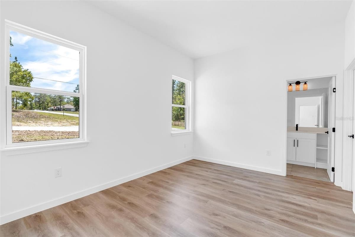 8812 LANSEN WAY — photo 19 of 29