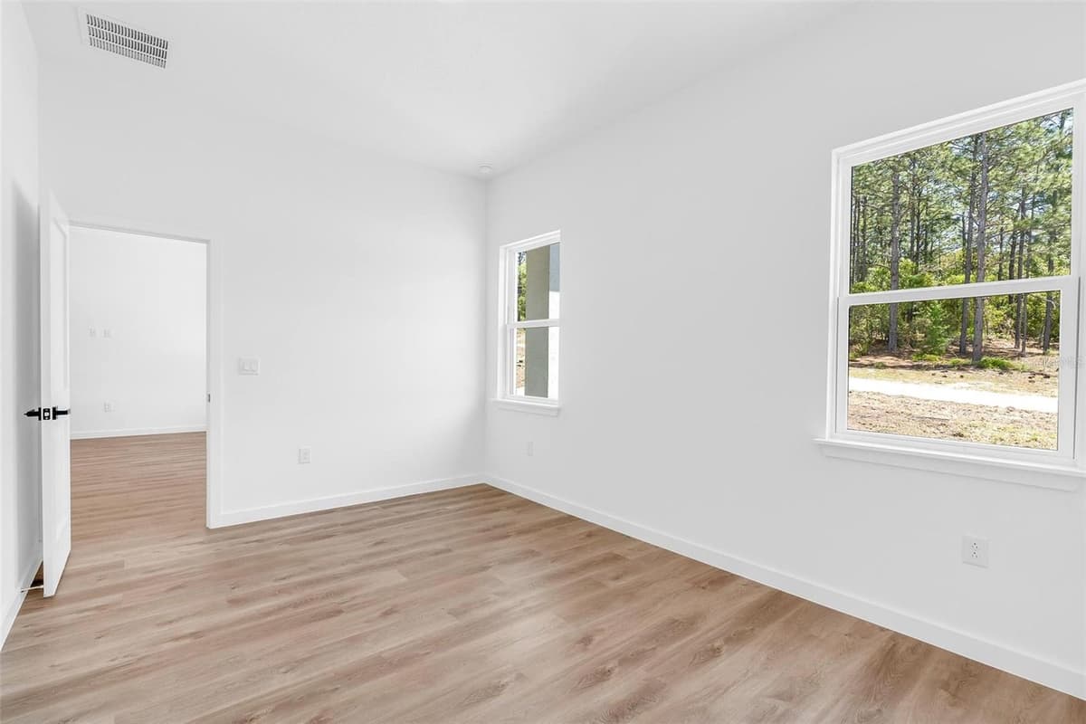 8812 LANSEN WAY — photo 10 of 29