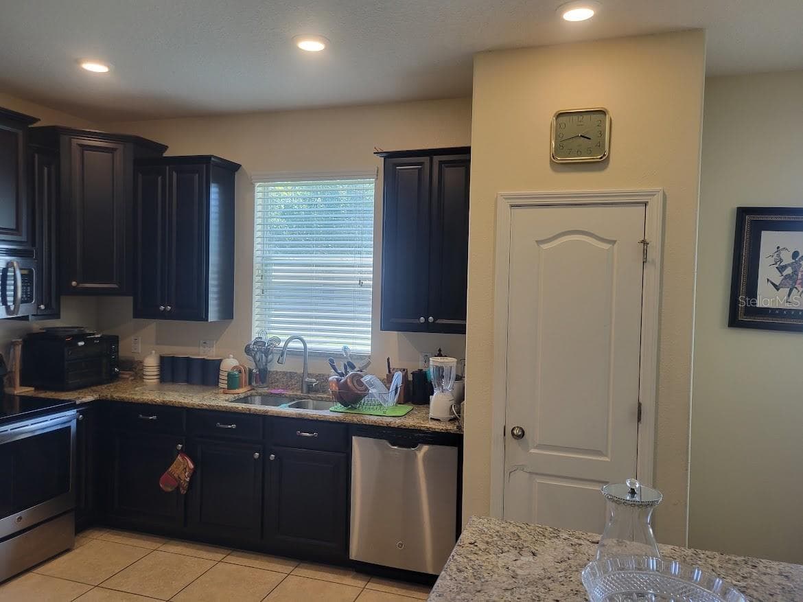1191 SEBURN ROAD — photo 8 of 17