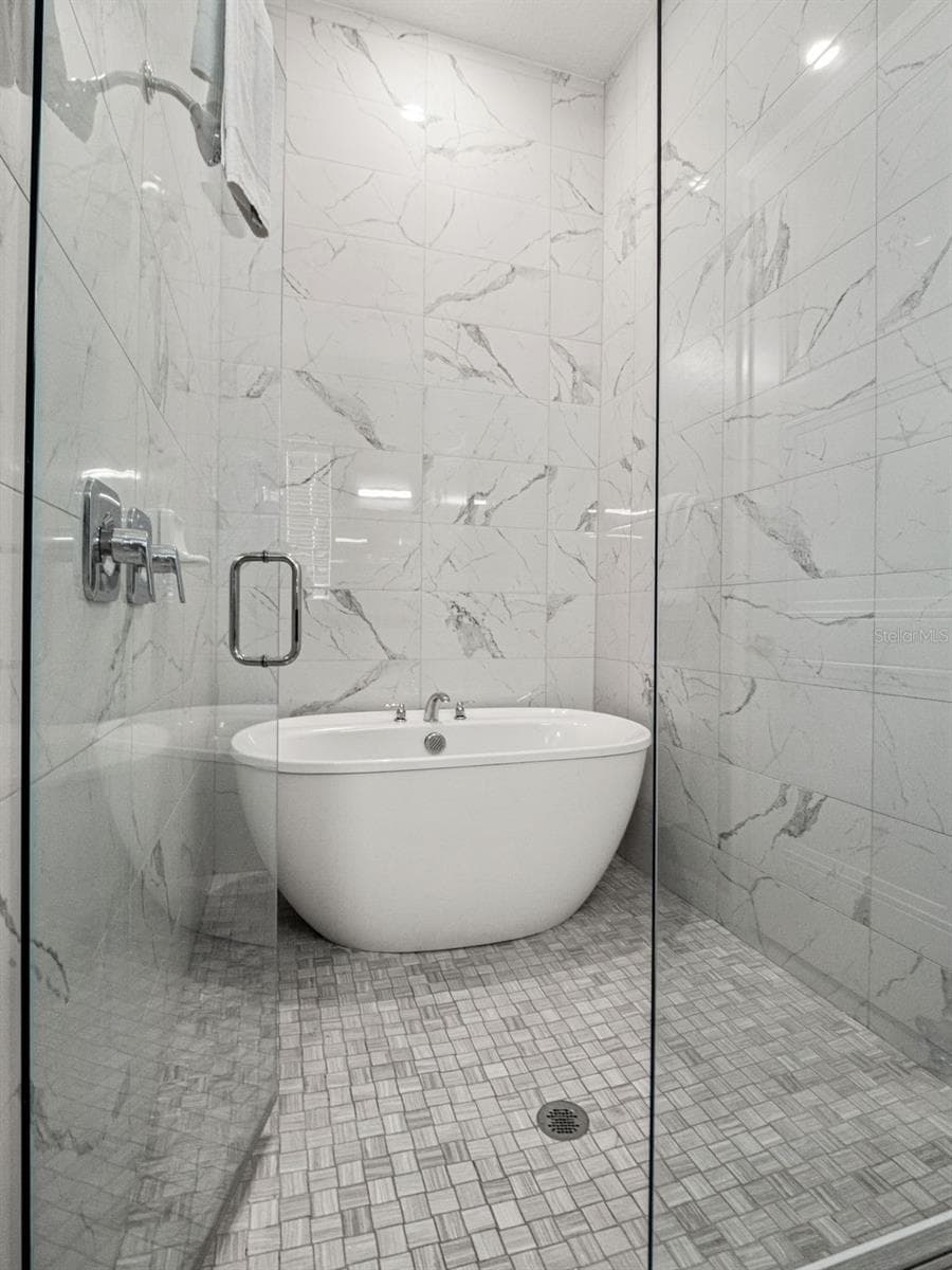 1660 OAK BLOSSOM DRIVE — photo 66 of 81