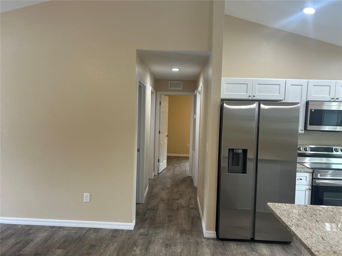 801 WALDRON STREET — photo 6 of 22
