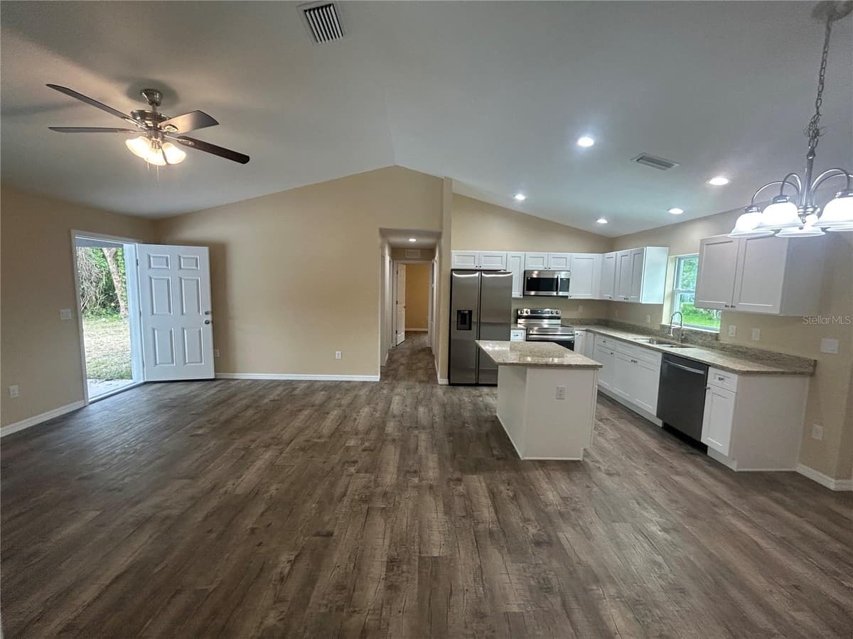801 WALDRON STREET — photo 5 of 22