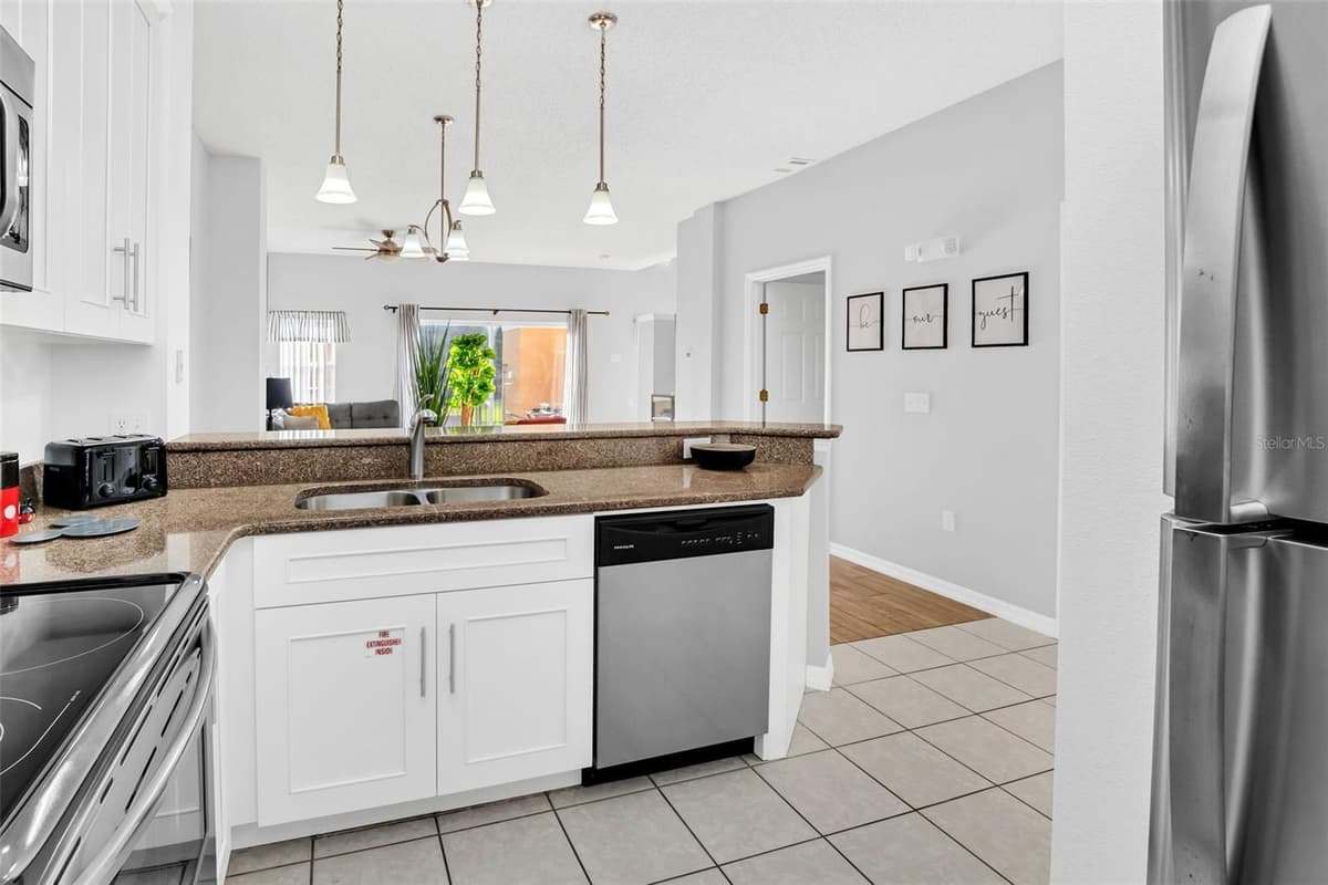 4706 VERO BEACH PLACE — photo 10 of 25