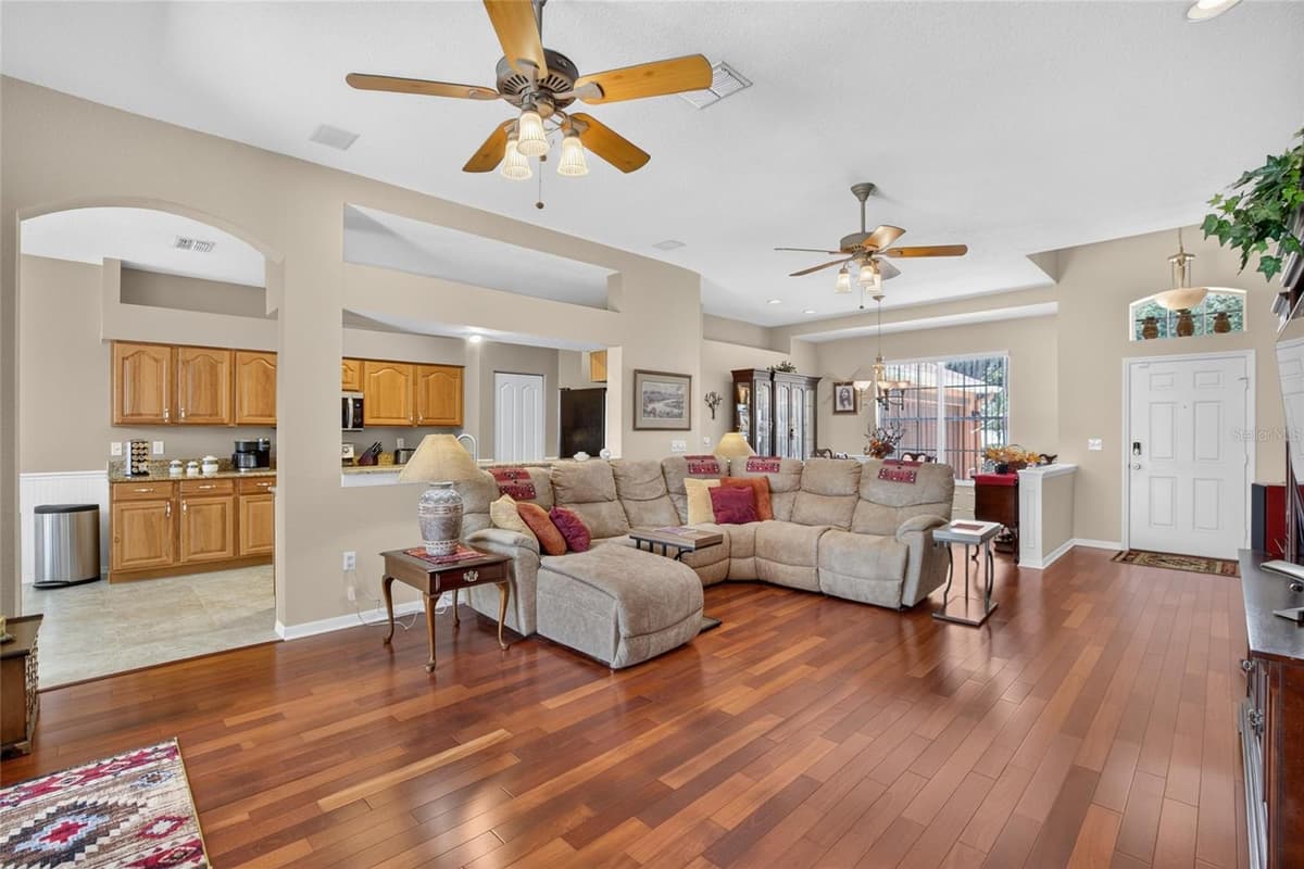 2803 BROOKE PINES COURT — photo 9 of 55