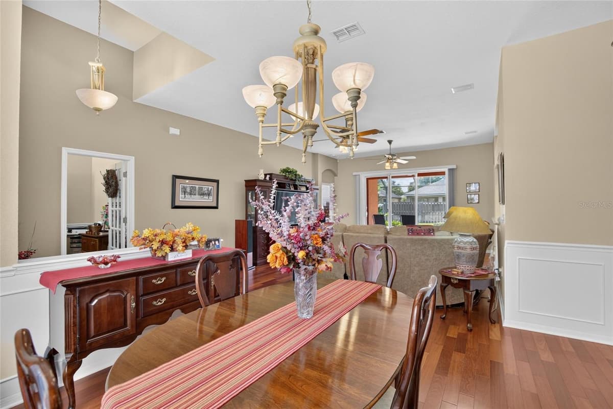 2803 BROOKE PINES COURT — photo 14 of 55