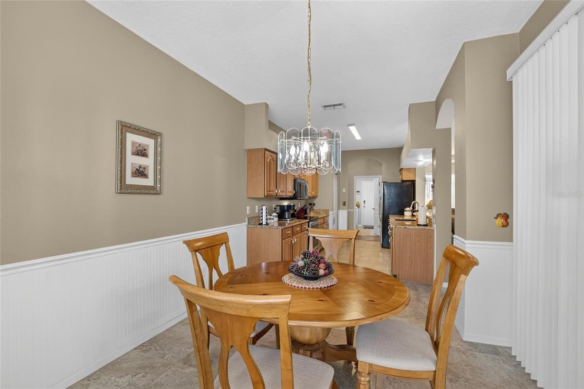 2803 BROOKE PINES COURT — photo 22 of 55