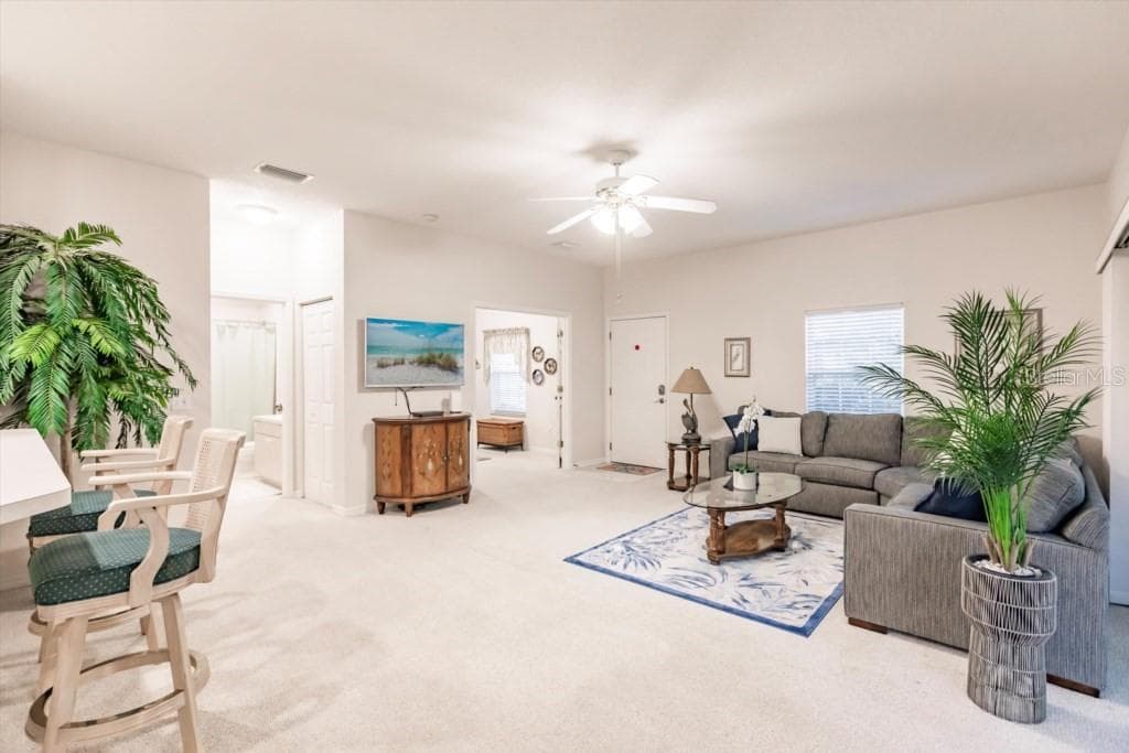 1337 RED OAK LANE — photo 3 of 32