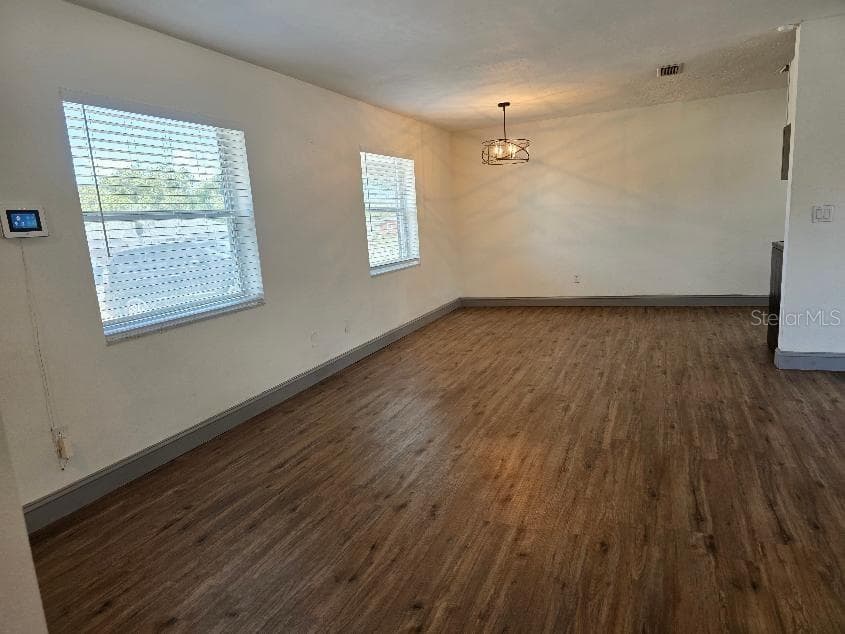 958 COBBLESTONE DRIVE — photo 4 of 12
