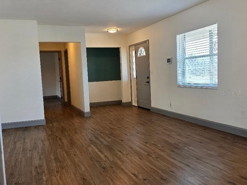 958 COBBLESTONE DRIVE — photo 3 of 12