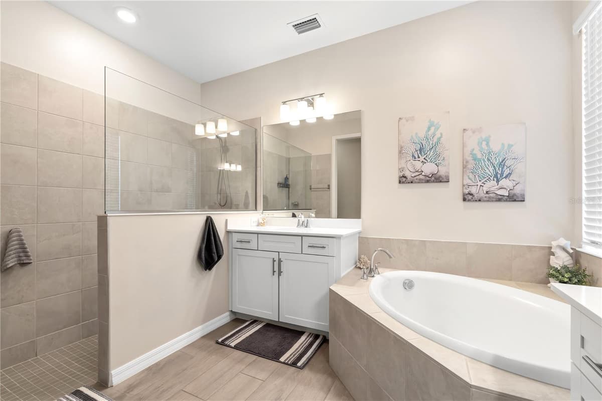 17420 JADESTONE COURT — photo 26 of 40