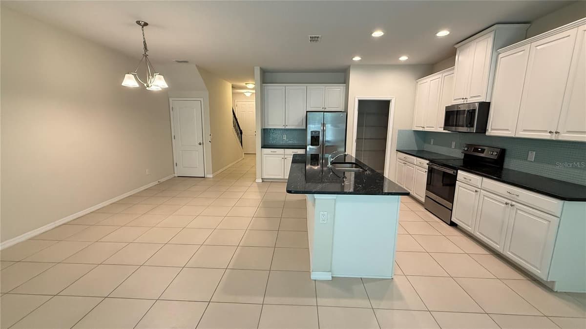 103 MAYO COURT — photo 7 of 27