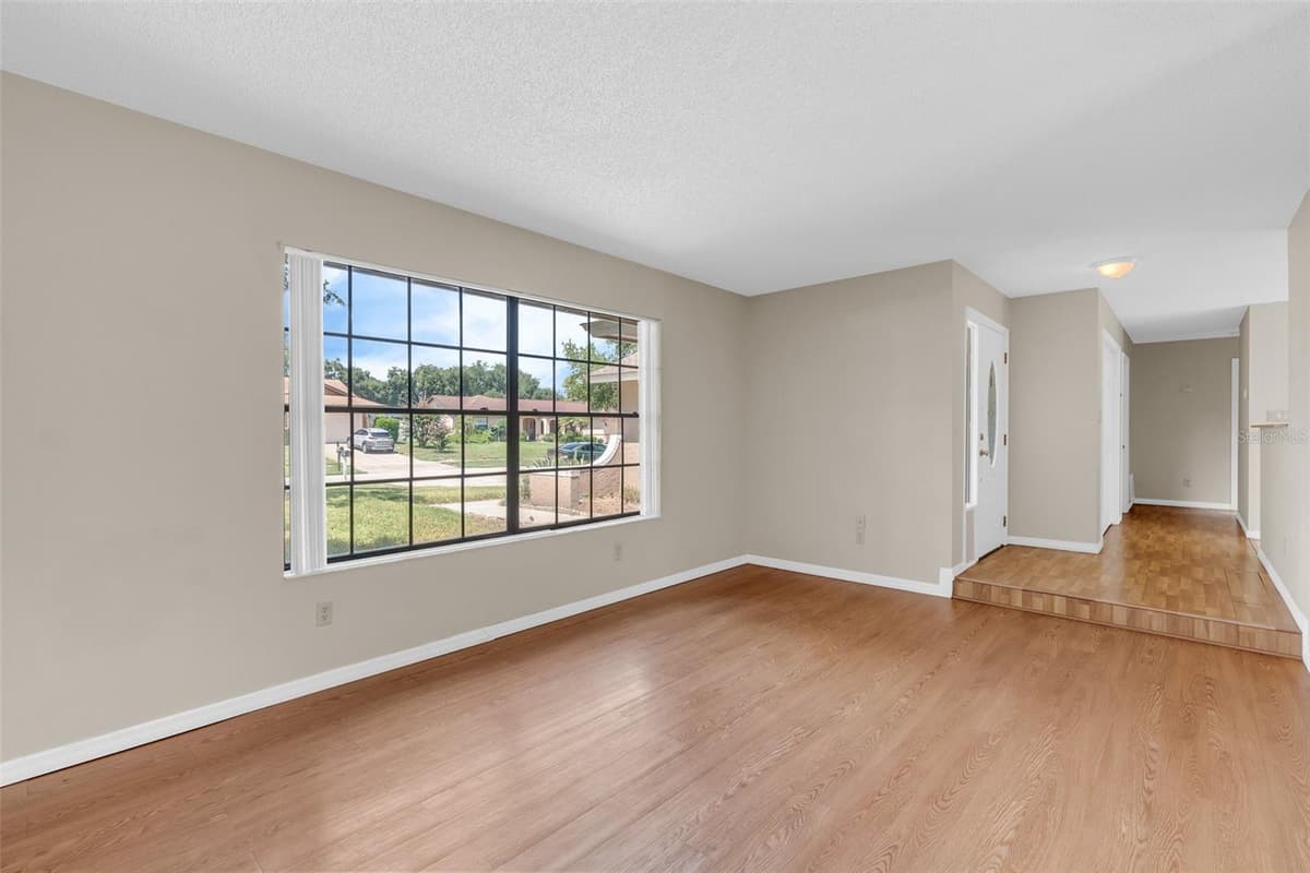 8971 ANGELICA DRIVE — photo 14 of 73
