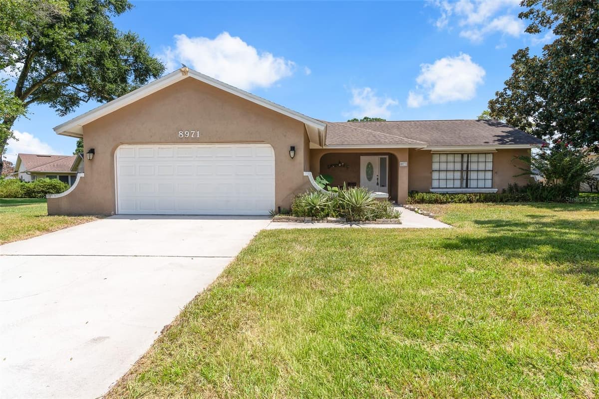 8971 ANGELICA DRIVE — photo 7 of 73