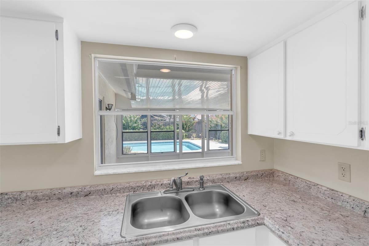 8971 ANGELICA DRIVE — photo 27 of 73