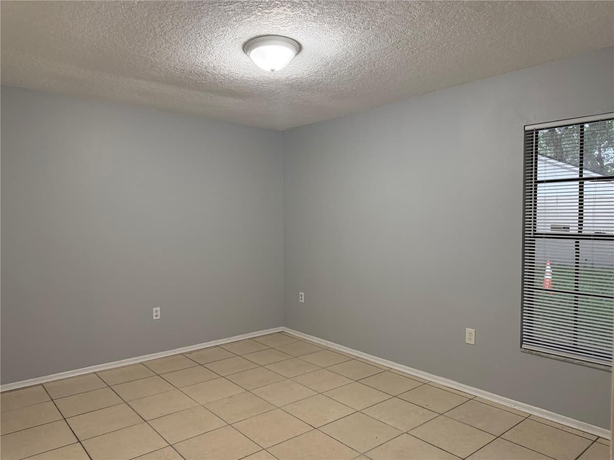 1707 RIDGEWOOD LANE — photo 9 of 18