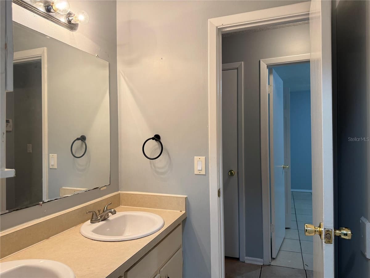 1707 RIDGEWOOD LANE — photo 13 of 18