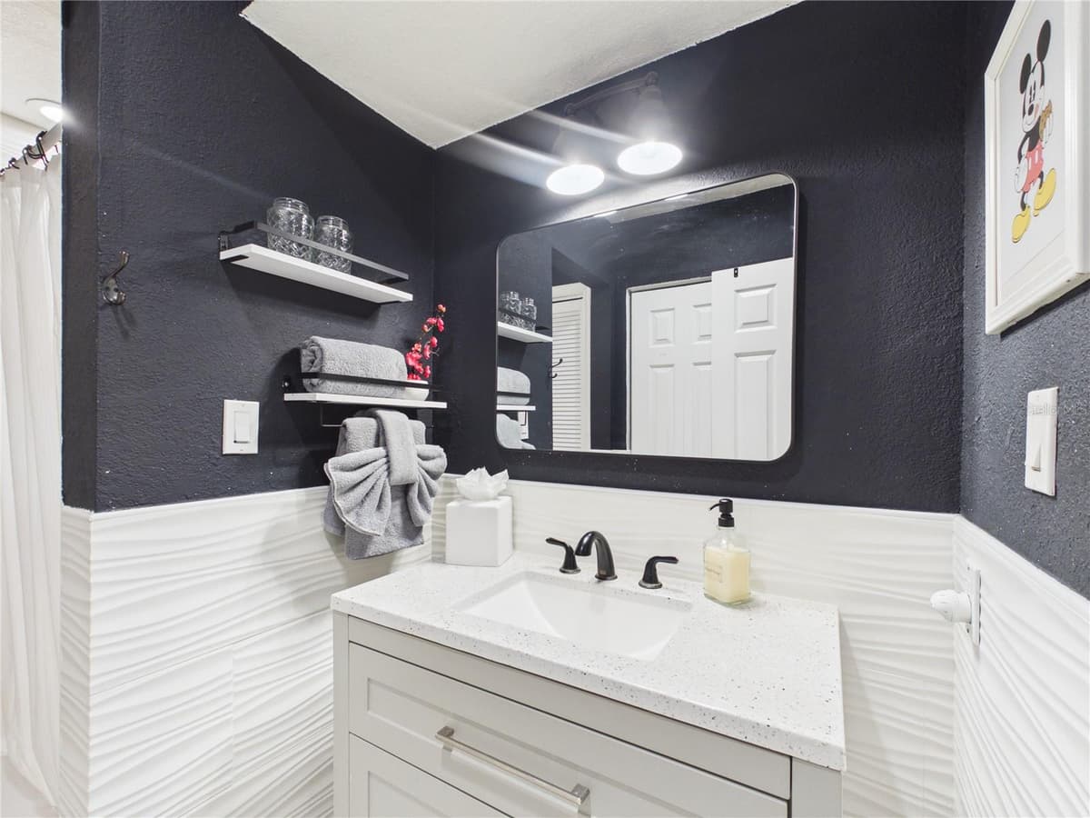 3100 PARKWAY BOULEVARD — photo 8 of 18